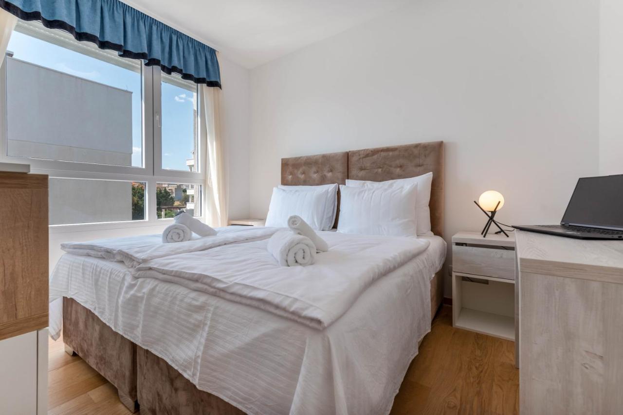 Dalmatia Apartment Znjan Split Buitenkant foto